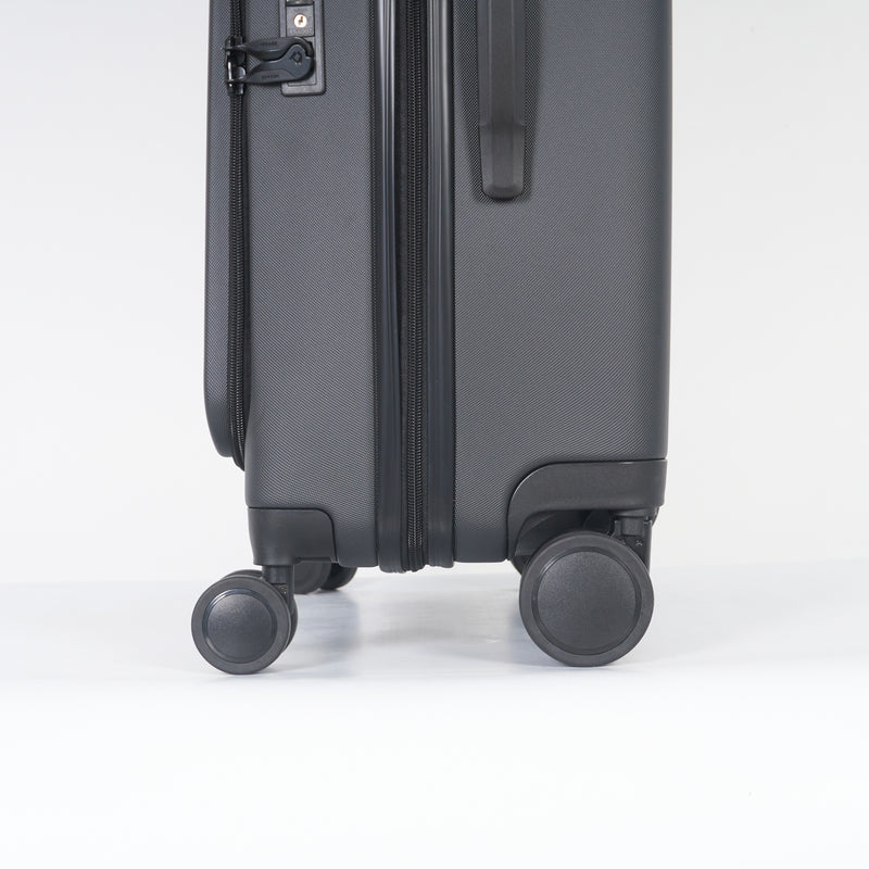 Verage© Greenwich II 25" Medium Hardside Expandable Spinner Luggage